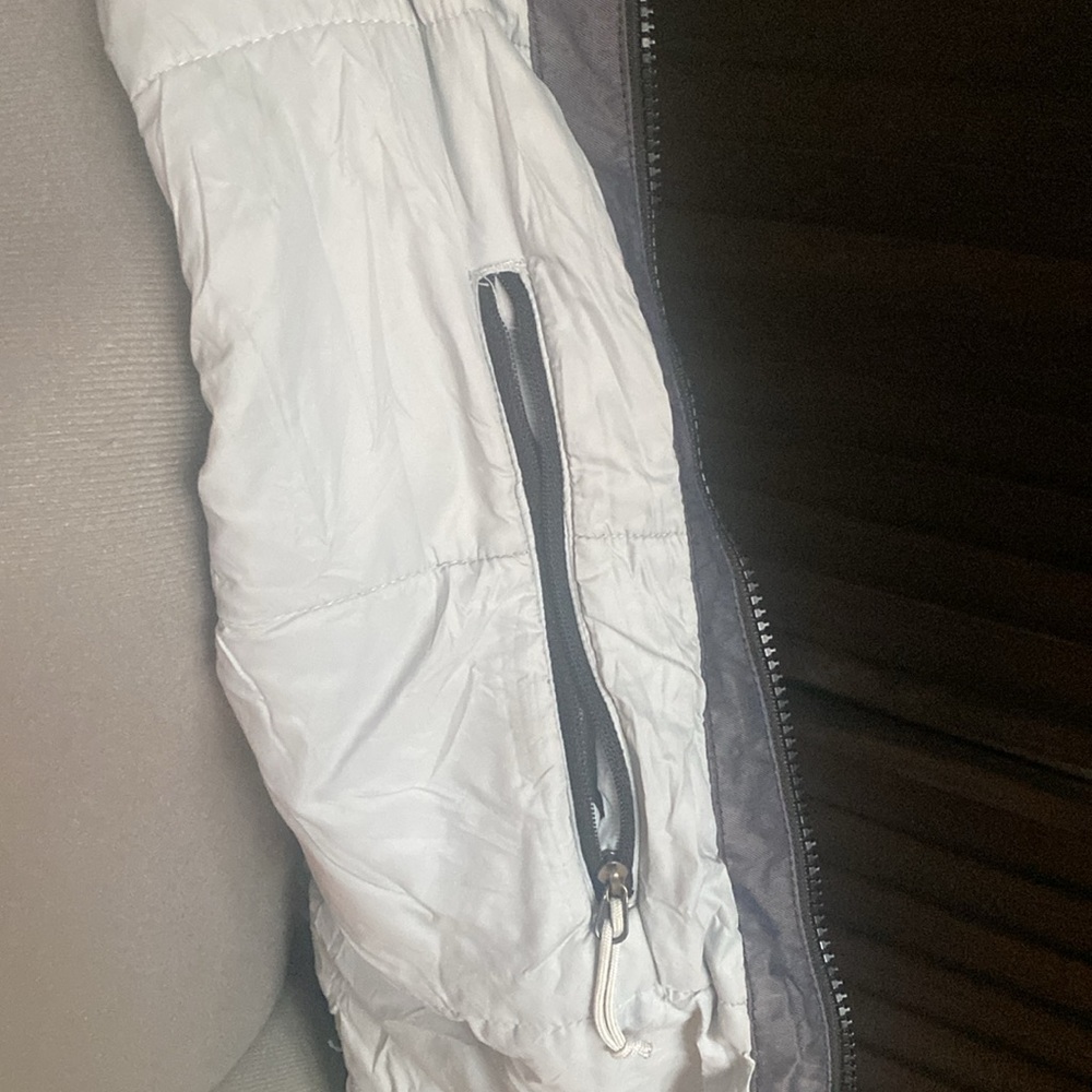 North Face HyVent Jacket (Medium) - Picture 10 of 11